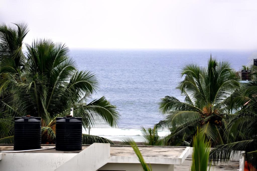 Vedanta Wake Up - Beach Kovalam Exterior photo